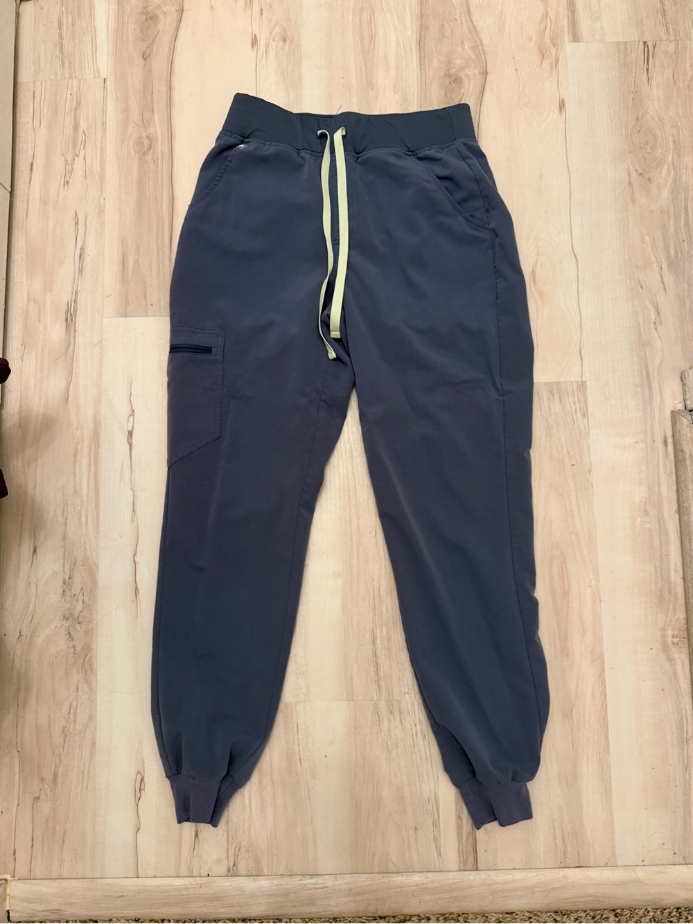 Women’s Jogger Pants with Contrast Drawstring